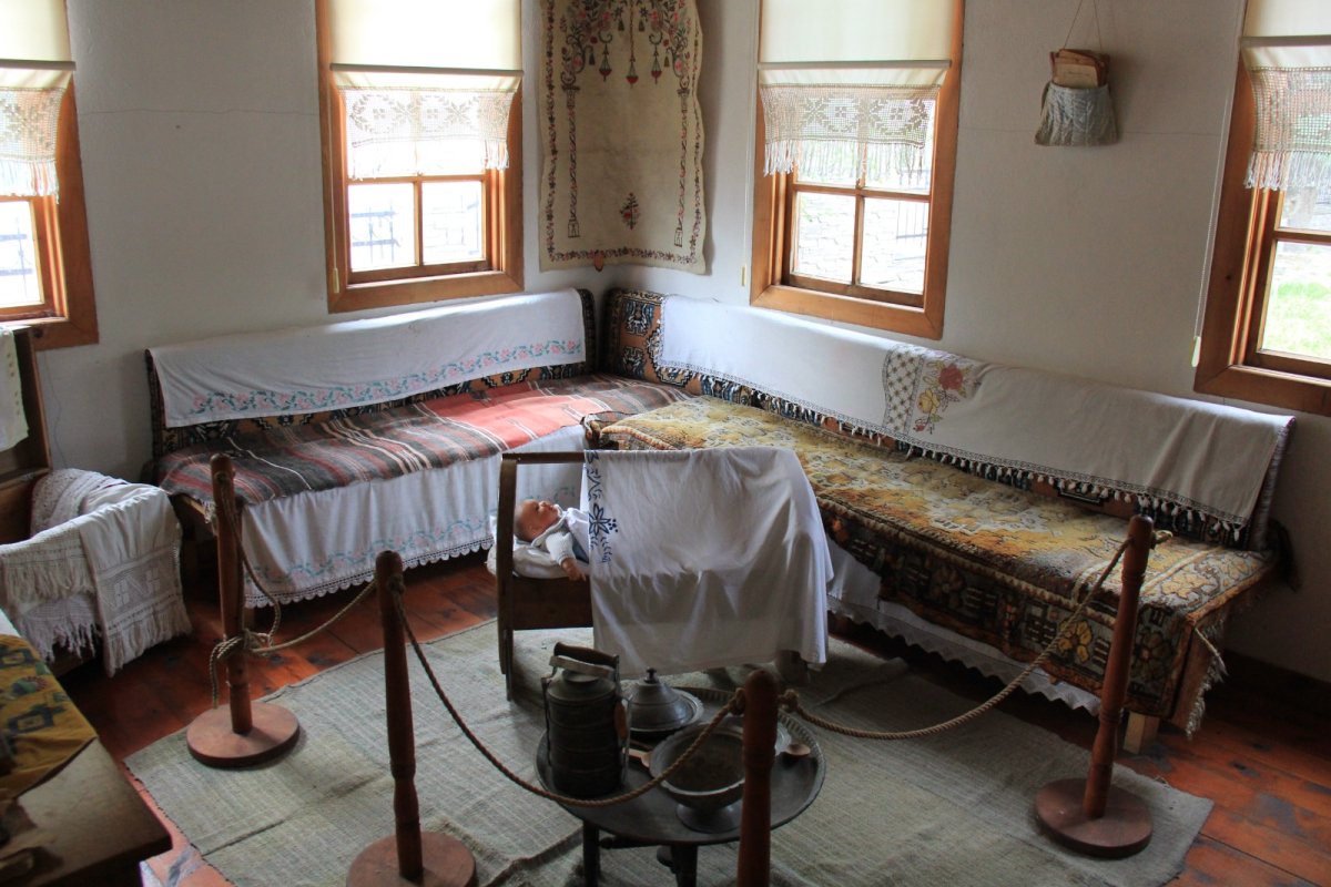 Rıfat Ilgaz Kültür ve Sanat Evi