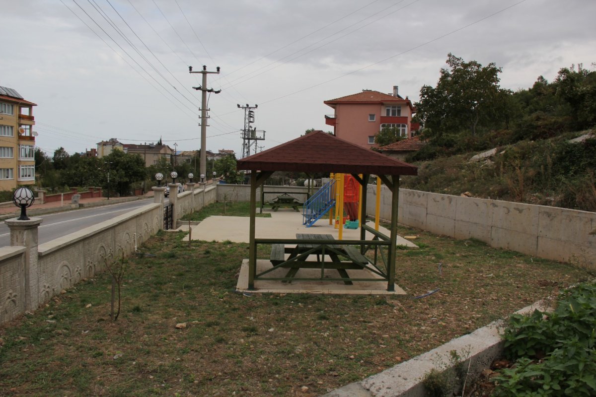 Hakkı Yiğit–Yaman Taş–Abdurrahman Delen park gezisi
